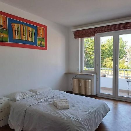 Spacious Apartment Next To Parc Du Cinquantenaire Bruxelas Exterior foto